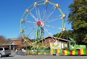 Traditional 47-foot Ferris Wheel