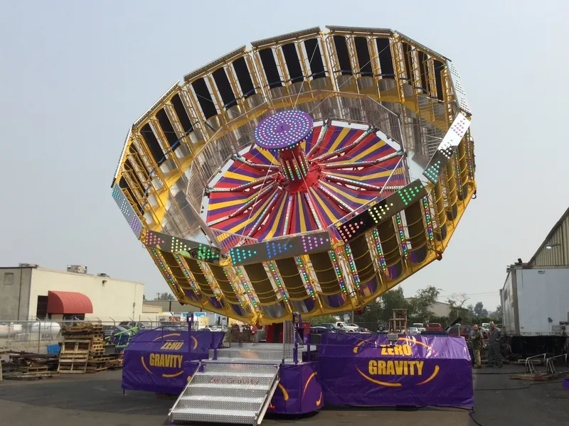 Zero Gravity Amusement Ride Rental